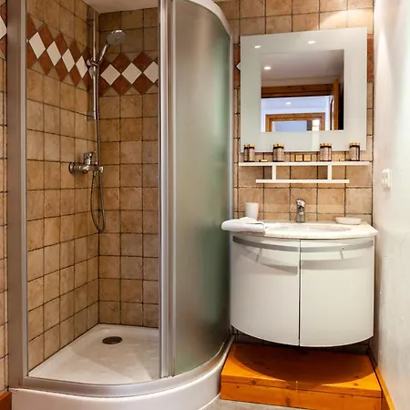 Le Galetas Des Planards * Шамони